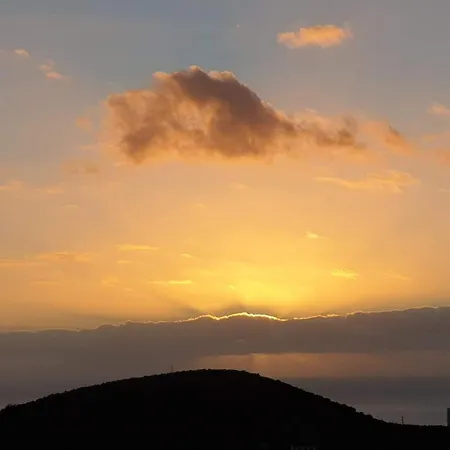Lainara Sunset *